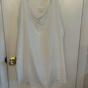 Light and glossy button up tank top